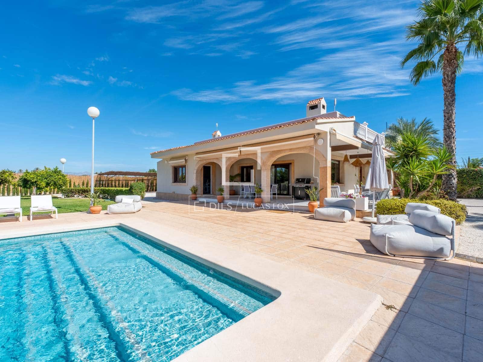 5 quarto Moradia para venda em Valverde com piscina garagem - 1 325 000 € (Ref: 10099562)