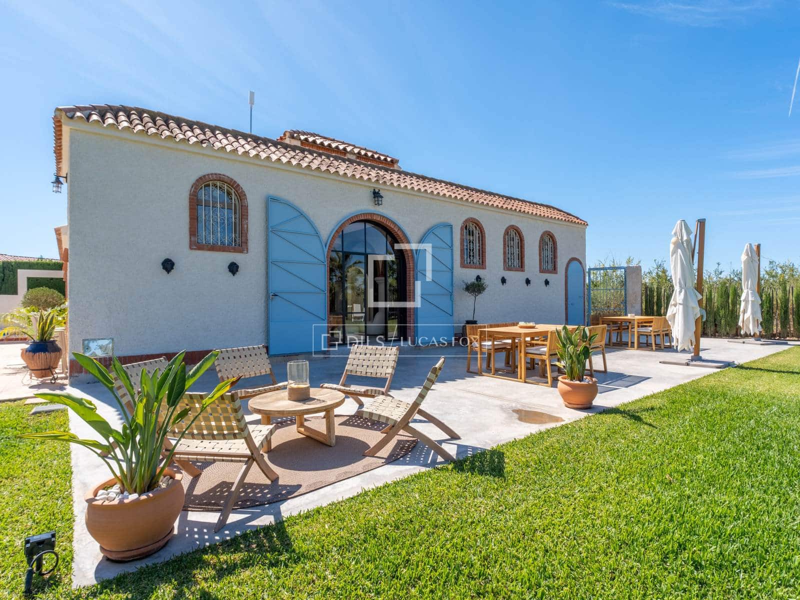 5 quarto Moradia para venda em Valverde com piscina garagem - 1 325 000 € (Ref: 10099562)