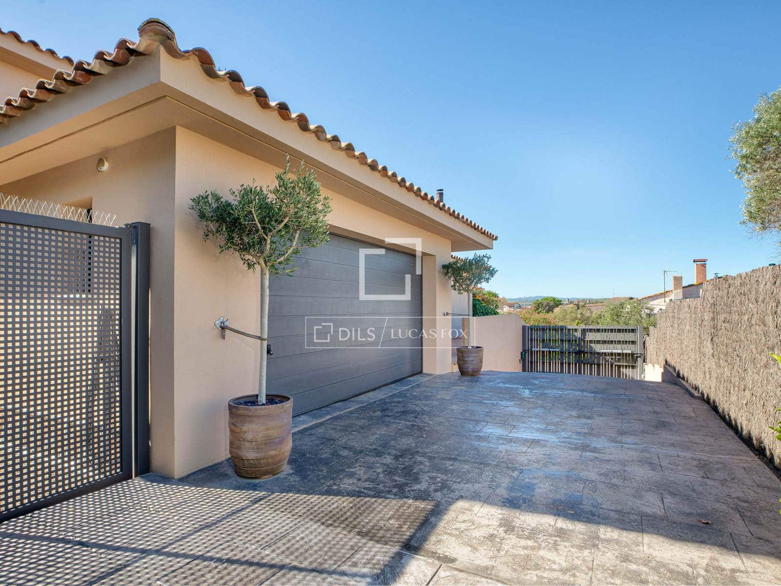3 Zimmer Villa zu verkaufen in Pals mit Pool Garage - 775.000 € (Ref: 10100429)
