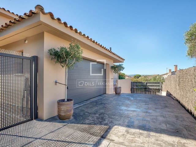 3 Zimmer Villa zu verkaufen in Pals mit Pool Garage - 775.000 € (Ref: 10100429)