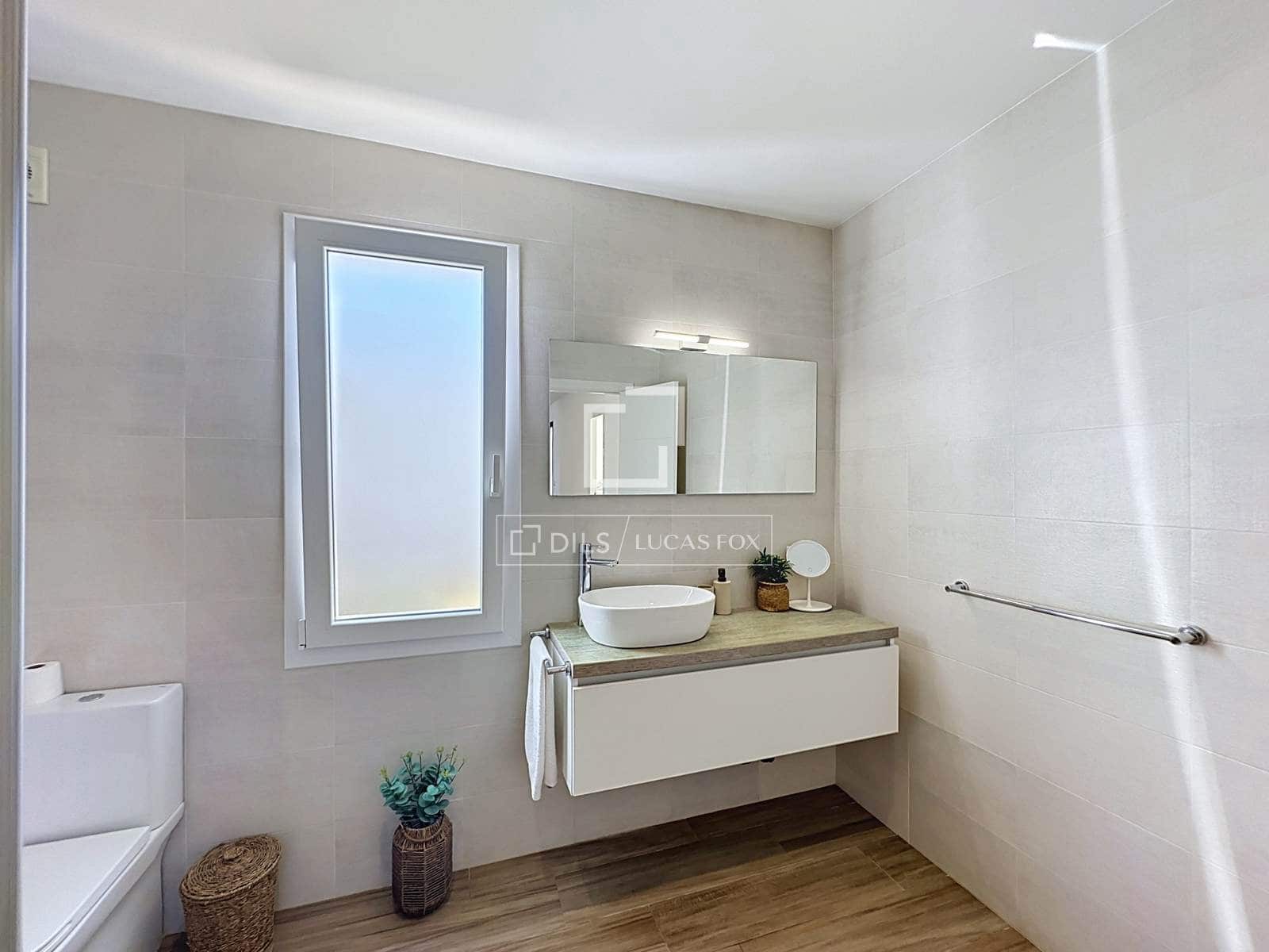 4 quarto Moradia para venda em Es Mercadal com piscina garagem - 1 445 000 € (Ref: 10100500)