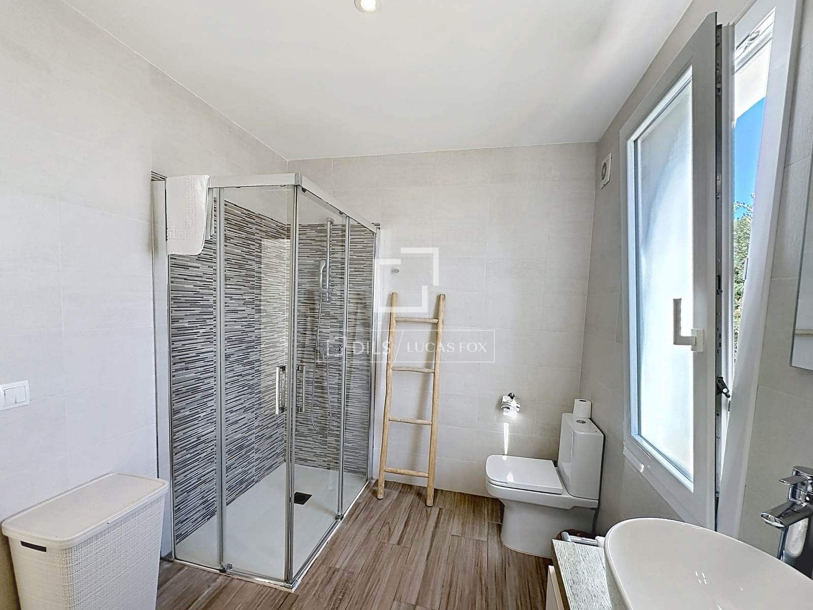 4 quarto Moradia para venda em Es Mercadal com piscina garagem - 1 445 000 € (Ref: 10100500)