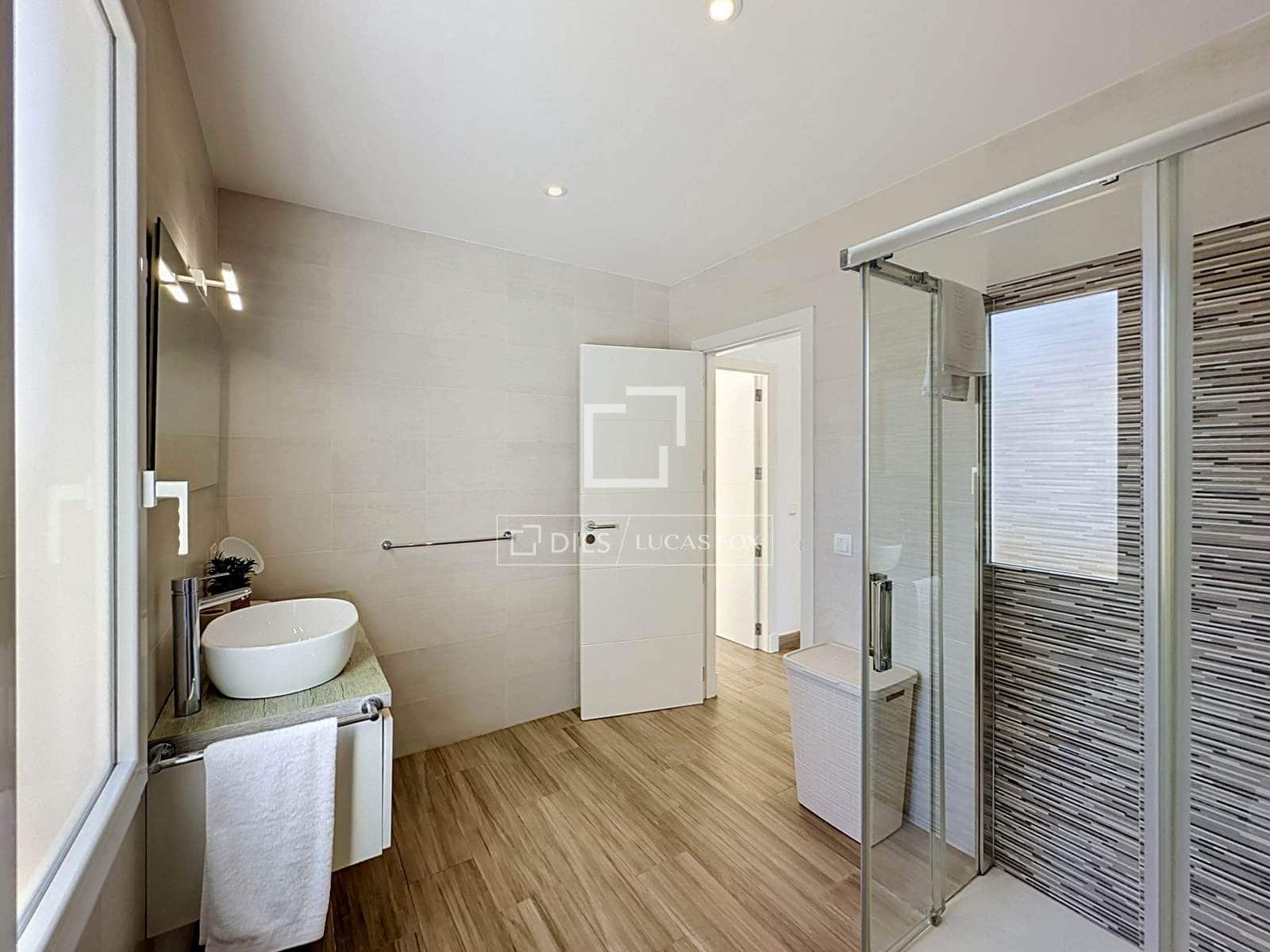 4 quarto Moradia para venda em Es Mercadal com piscina garagem - 1 445 000 € (Ref: 10100500)