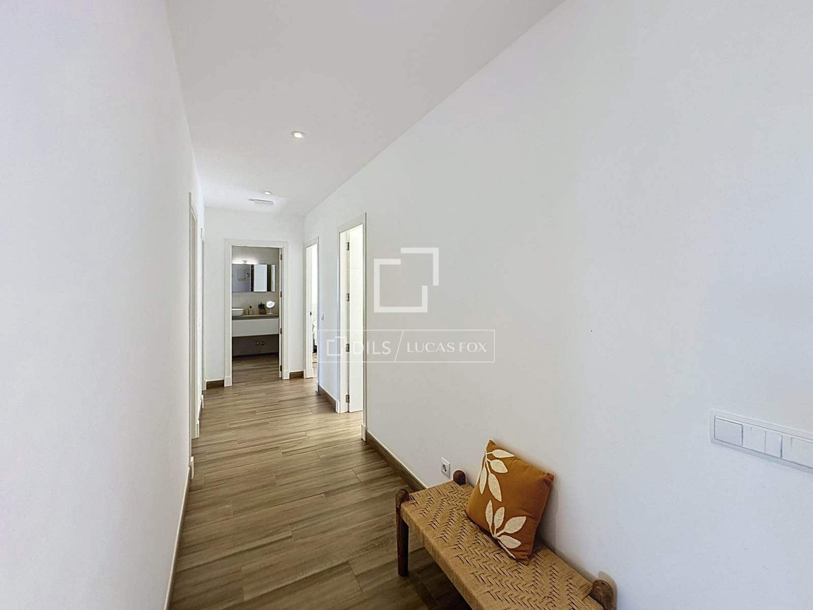 4 quarto Moradia para venda em Es Mercadal com piscina garagem - 1 445 000 € (Ref: 10100500)