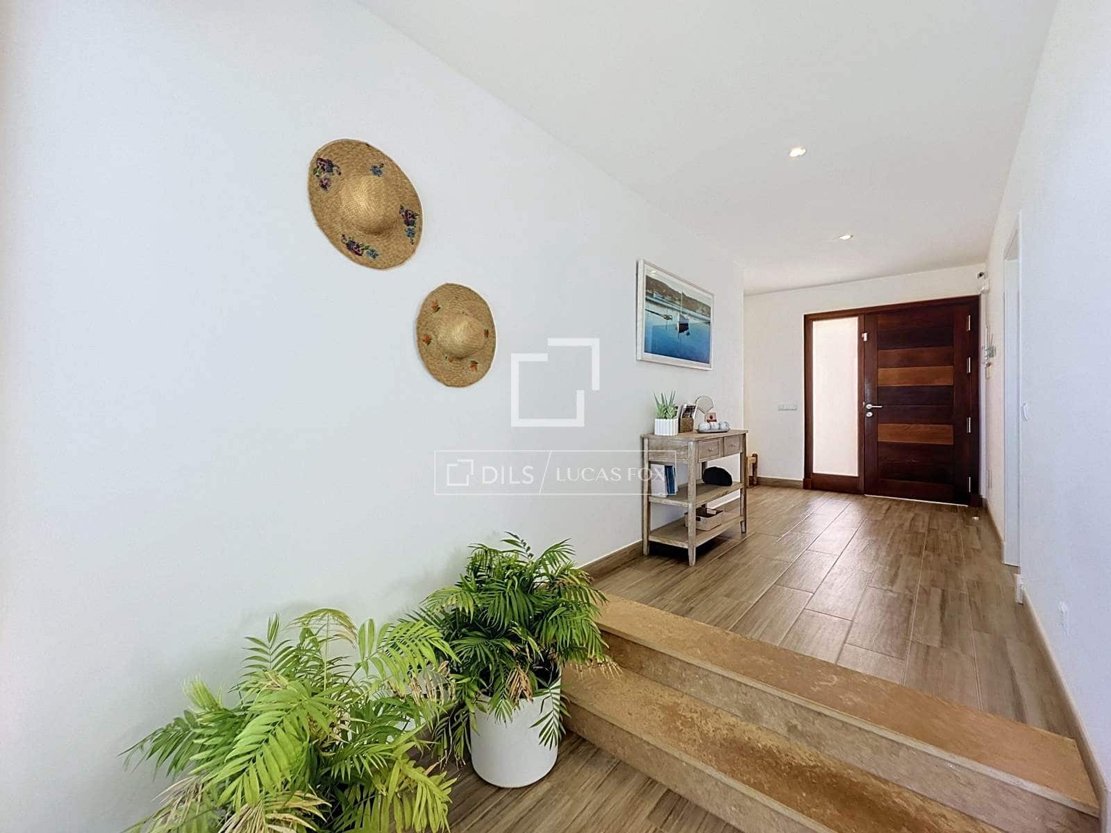 4 quarto Moradia para venda em Es Mercadal com piscina garagem - 1 445 000 € (Ref: 10100500)