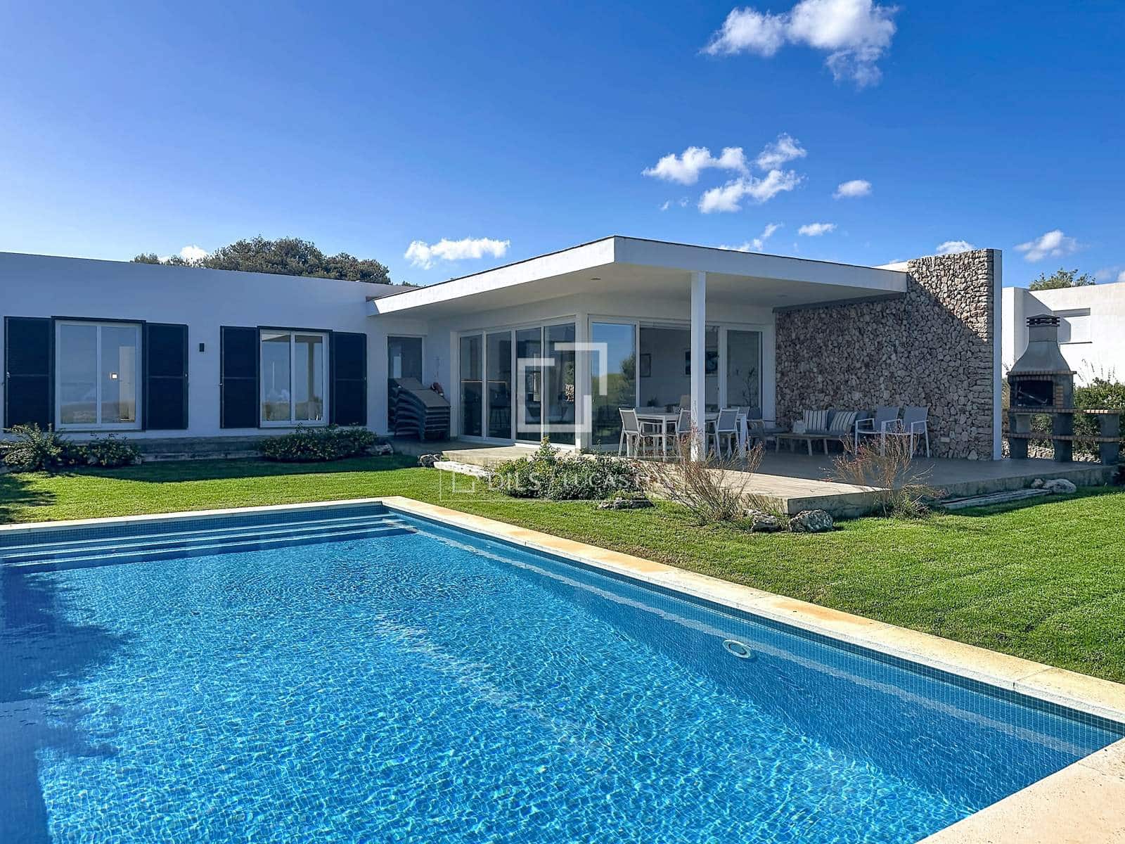 4 quarto Moradia para venda em Es Mercadal com piscina garagem - 1 445 000 € (Ref: 10100500)
