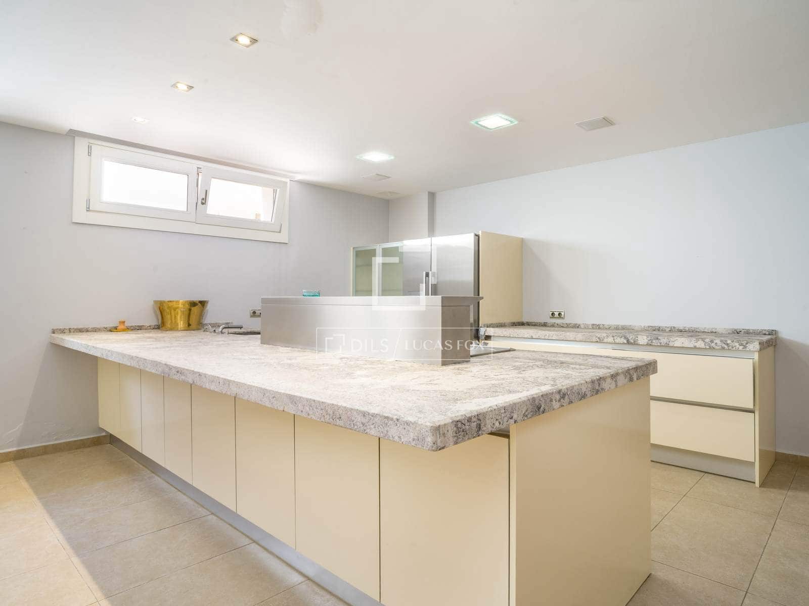 6 sypialnia Willa na sprzedaż w San Pedro de Alcantara z basenem garażem - 2 690 000 € (Ref: 10101522)