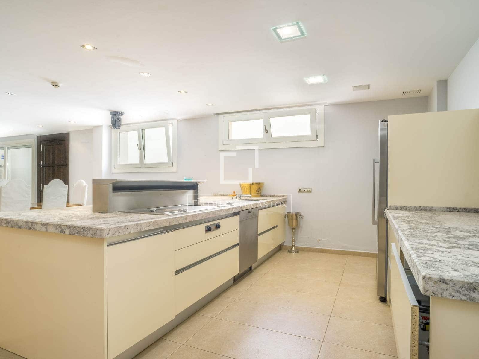 6 sypialnia Willa na sprzedaż w San Pedro de Alcantara z basenem garażem - 2 690 000 € (Ref: 10101522)