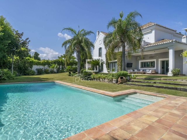 6 camera da letto Villa in vendita in San Pedro de Alcantara, Marbella con piscina garage - 2.690.000 € (Rif: 10101522)