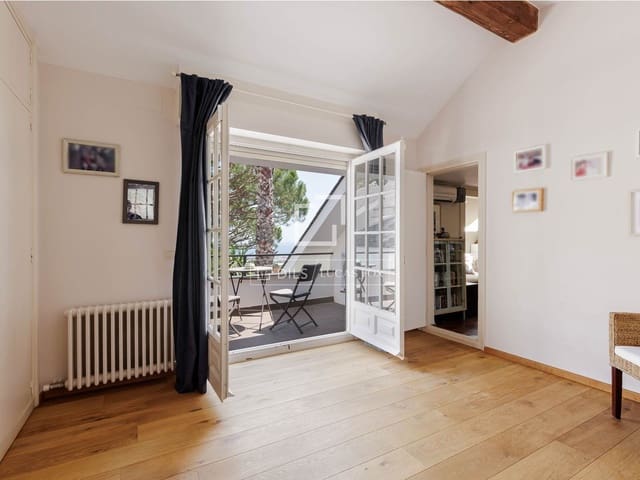 6 quarto Moradia para venda em Cabrera de Mar com piscina garagem - 1 995 000 € (Ref: 10102835)