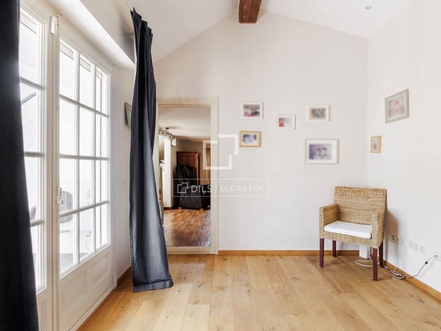 6 quarto Moradia para venda em Cabrera de Mar com piscina garagem - 1 995 000 € (Ref: 10102835)