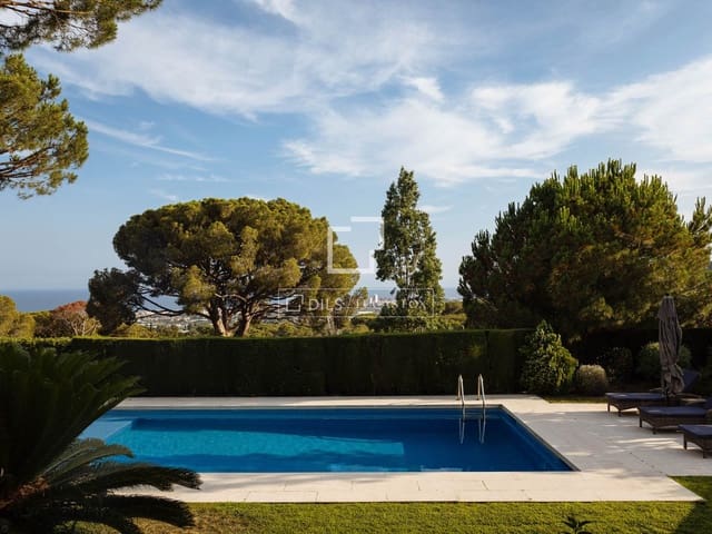 6 quarto Moradia para venda em Cabrera de Mar com piscina garagem - 1 995 000 € (Ref: 10102835)