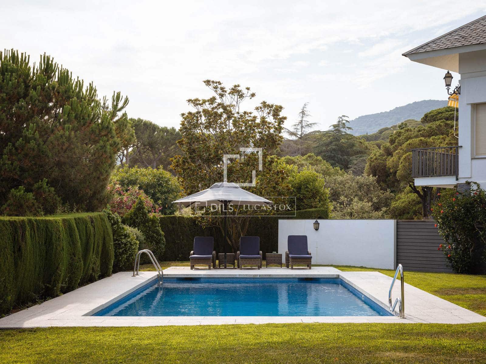 6 quarto Moradia para venda em Cabrera de Mar com piscina garagem - 1 995 000 € (Ref: 10102835)