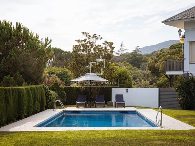 6 quarto Moradia para venda em Cabrera de Mar com piscina garagem - 1 995 000 € (Ref: 10102835)