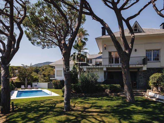 6 quarto Moradia para venda em Cabrera de Mar com piscina garagem - 1 995 000 € (Ref: 10102835)