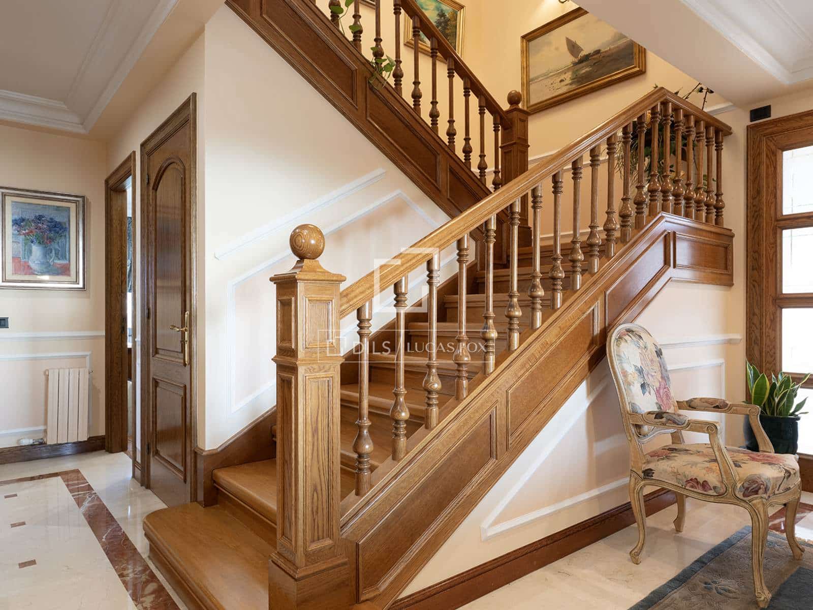 5 bedroom Villa for sale in Nigran with pool garage - € 2,100,000 (Ref: 10102836)