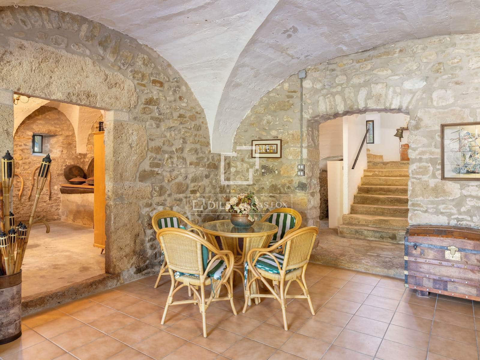 8 bedroom Finca/Country House for sale in Sant Miquel de Campmajor with pool - € 995,000 (Ref: 10106534)