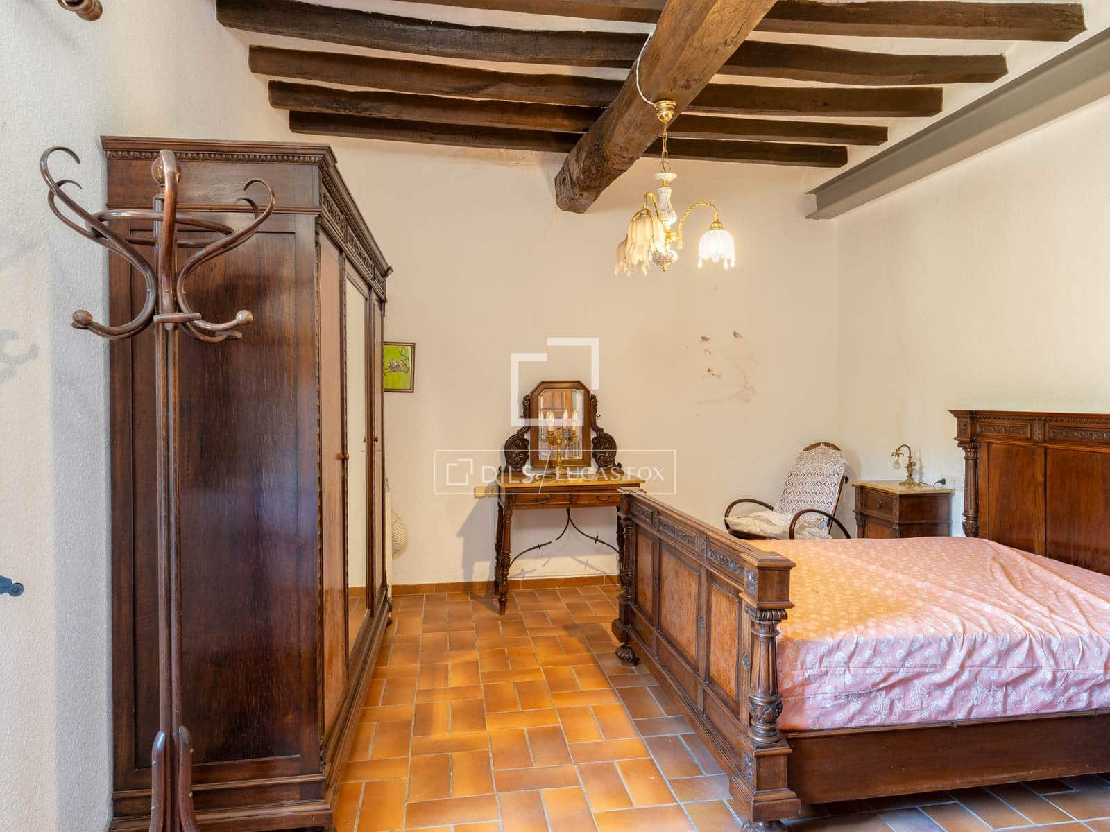 8 bedroom Finca/Country House for sale in Sant Miquel de Campmajor with pool - € 995,000 (Ref: 10106534)