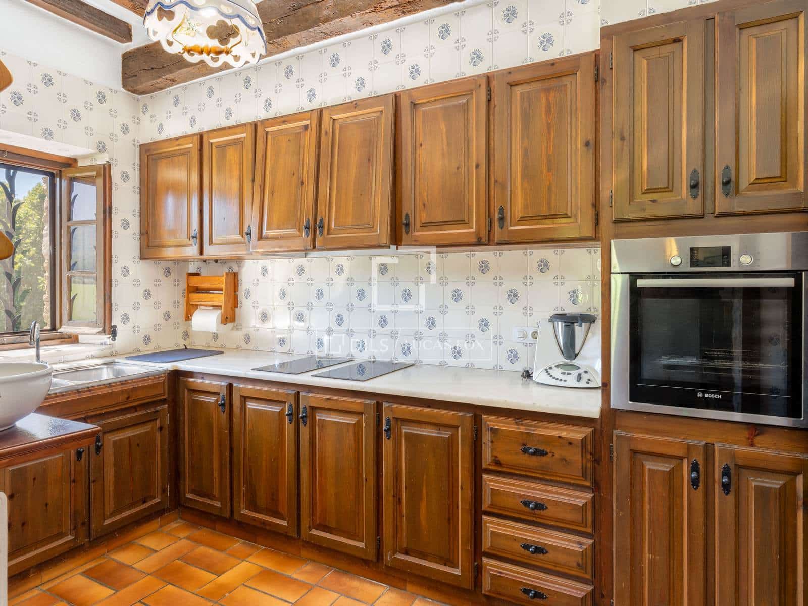 8 bedroom Finca/Country House for sale in Sant Miquel de Campmajor with pool - € 995,000 (Ref: 10106534)