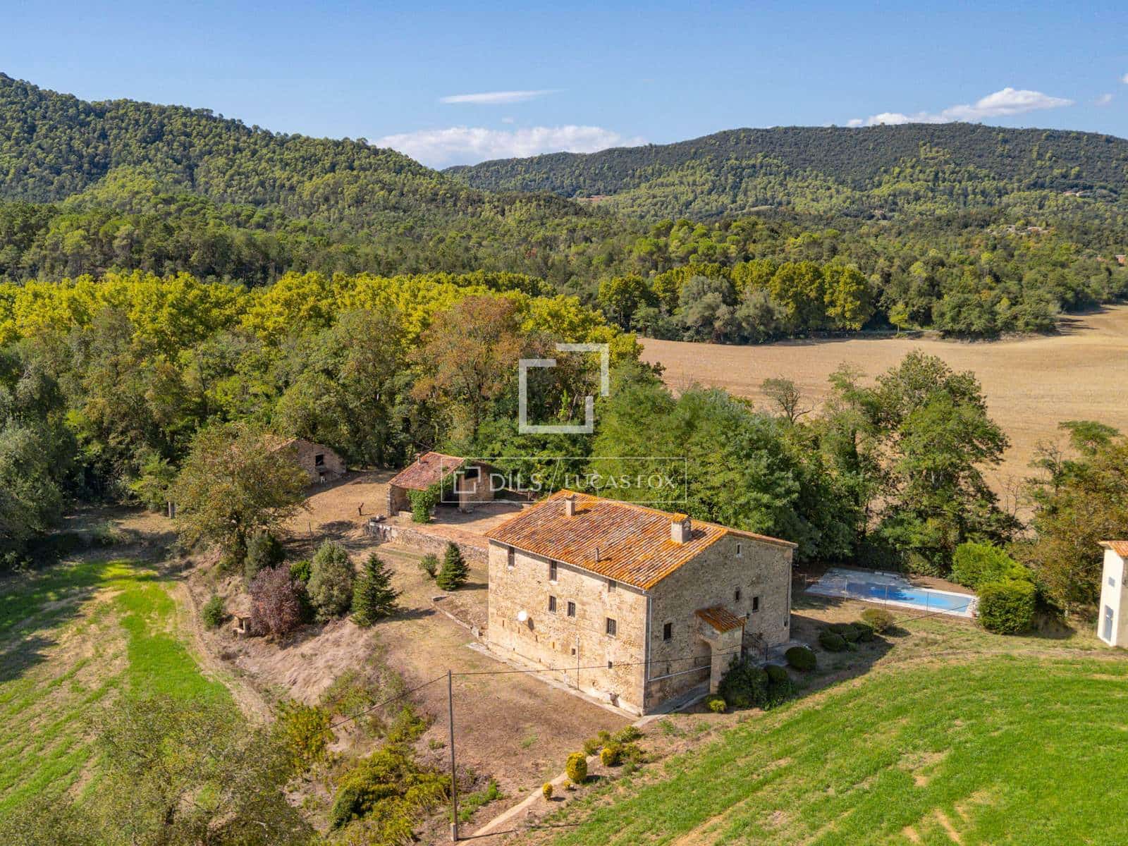 8 bedroom Finca/Country House for sale in Sant Miquel de Campmajor with pool - € 995,000 (Ref: 10106534)