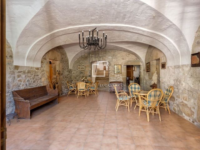 8 bedroom Finca/Country House for sale in Sant Miquel de Campmajor with pool - € 995,000 (Ref: 10106534)