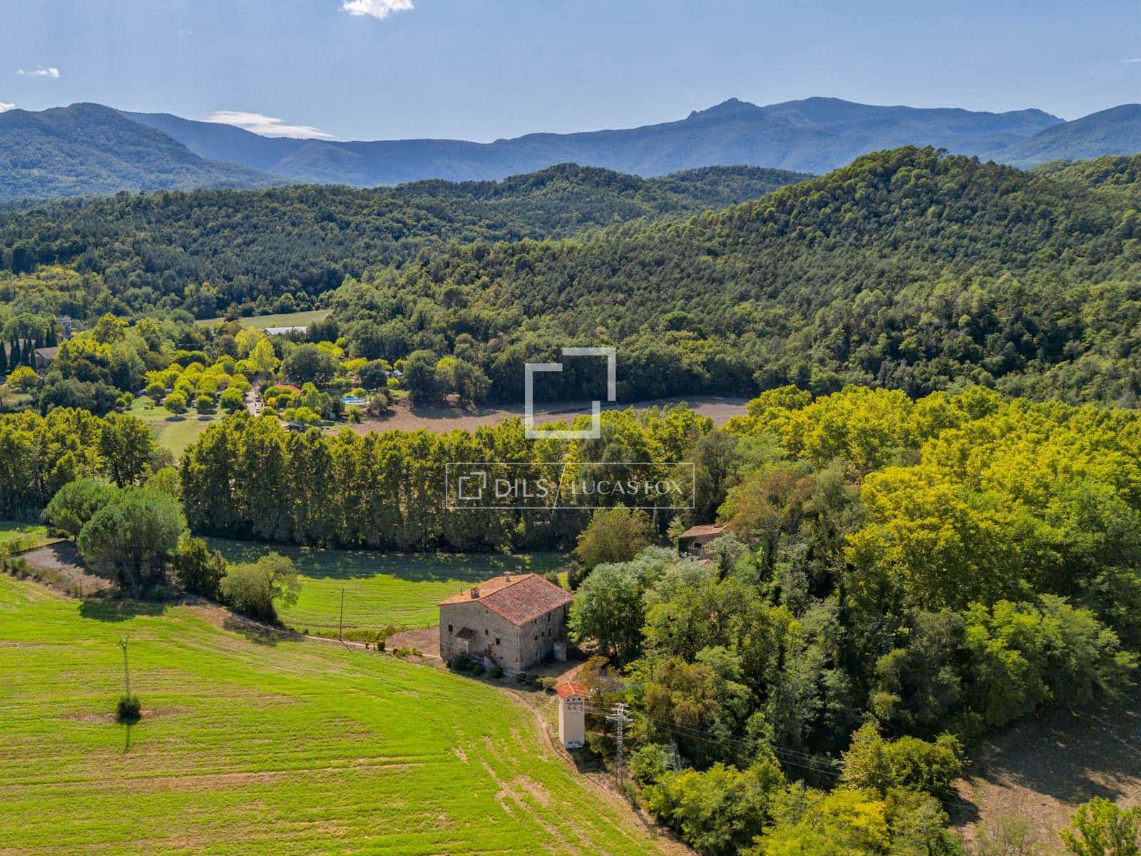 8 bedroom Finca/Country House for sale in Sant Miquel de Campmajor with pool - € 995,000 (Ref: 10106534)
