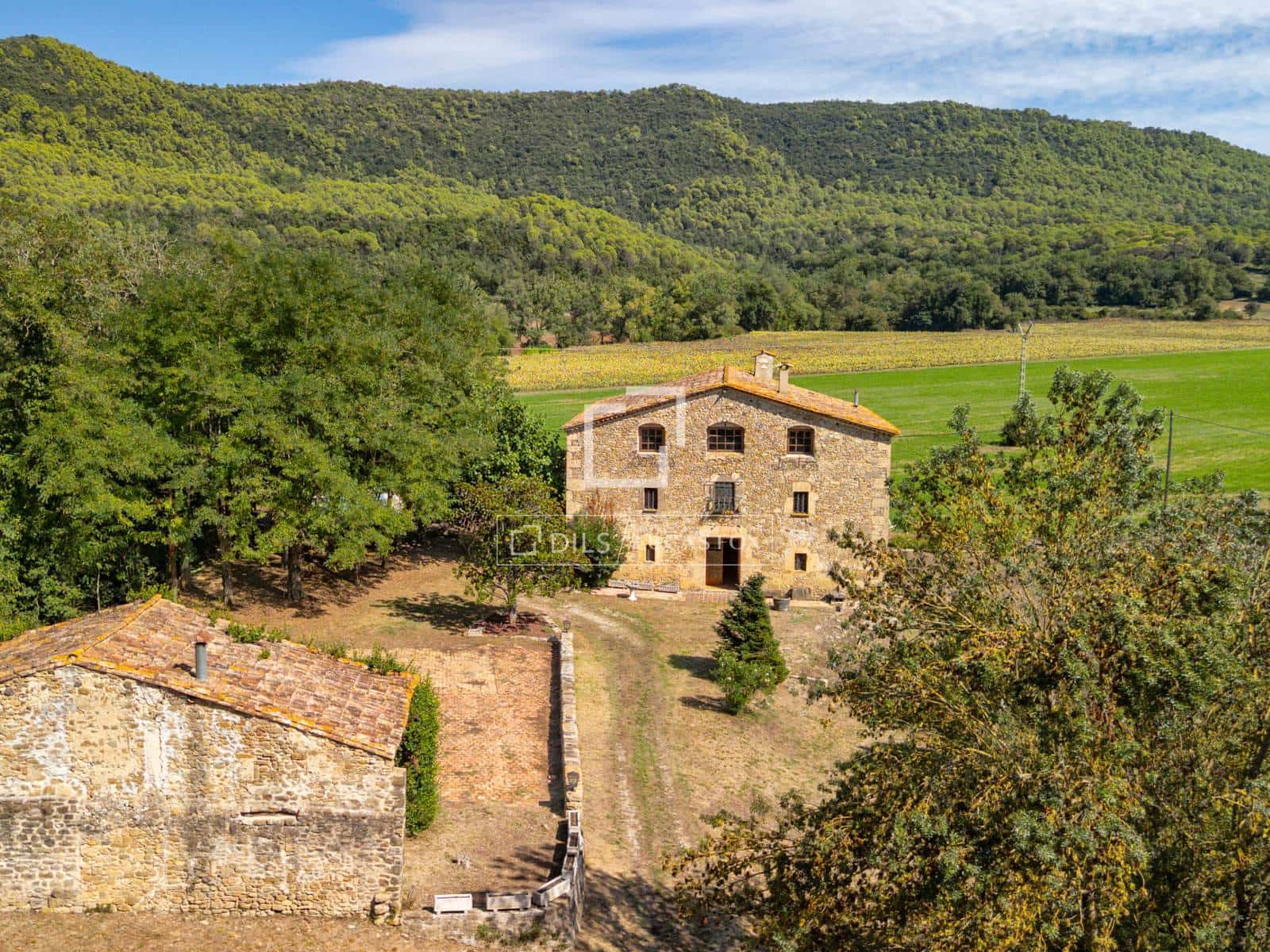 8 bedroom Finca/Country House for sale in Sant Miquel de Campmajor with pool - € 995,000 (Ref: 10106534)