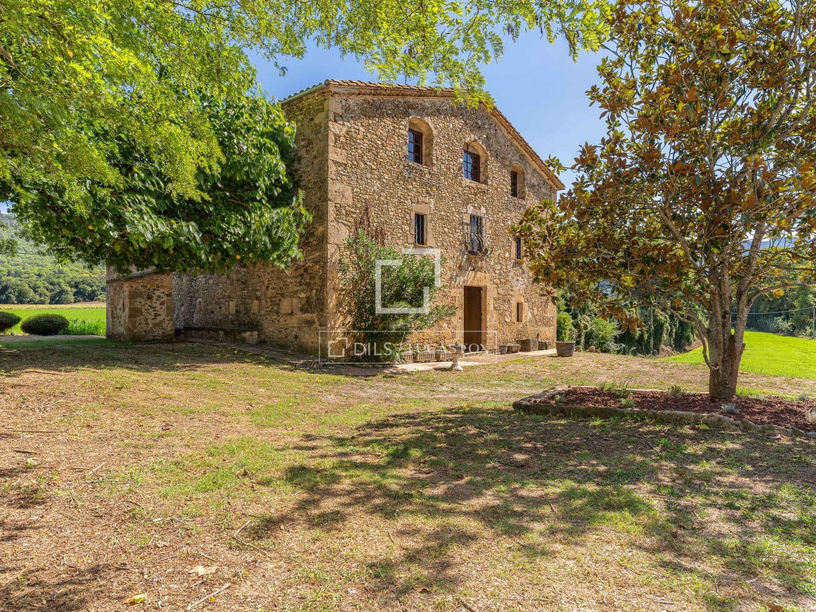 8 bedroom Finca/Country House for sale in Sant Miquel de Campmajor with pool - € 995,000 (Ref: 10106534)