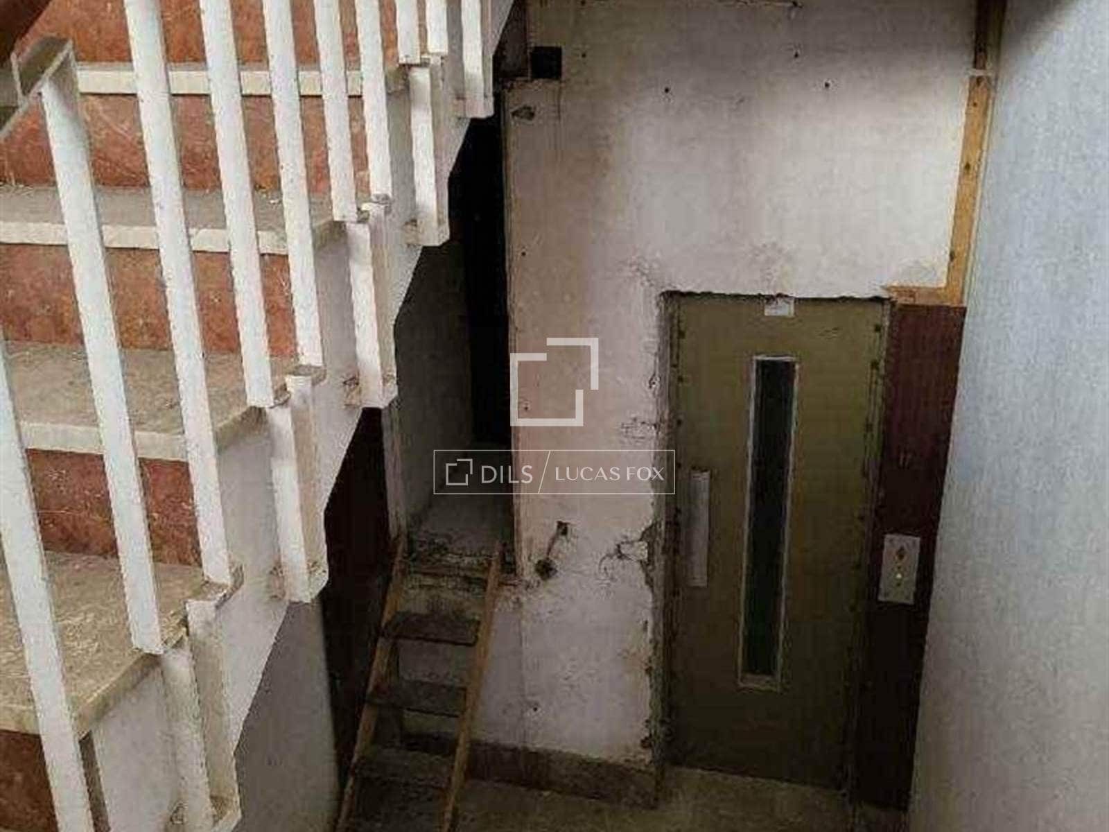 10 soverom Kommersiell til salgs i Malaga by - € 3 800 000 (Ref: 10112362)