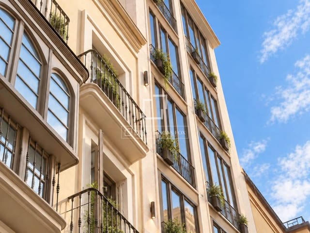 10 soverom Kommersiell til salgs i Málaga by - € 3 800 000 (Ref: 10112362)