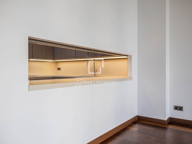 3 sovrum Lägenhet att hyra i Barcelona stad med garage - 4 469 € (Ref: 10113507)