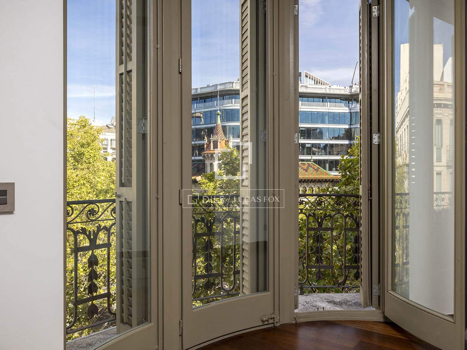 3 bedroom Apartment for rent in Barcelona city with garage - € 4,469 (Ref: 10113507)