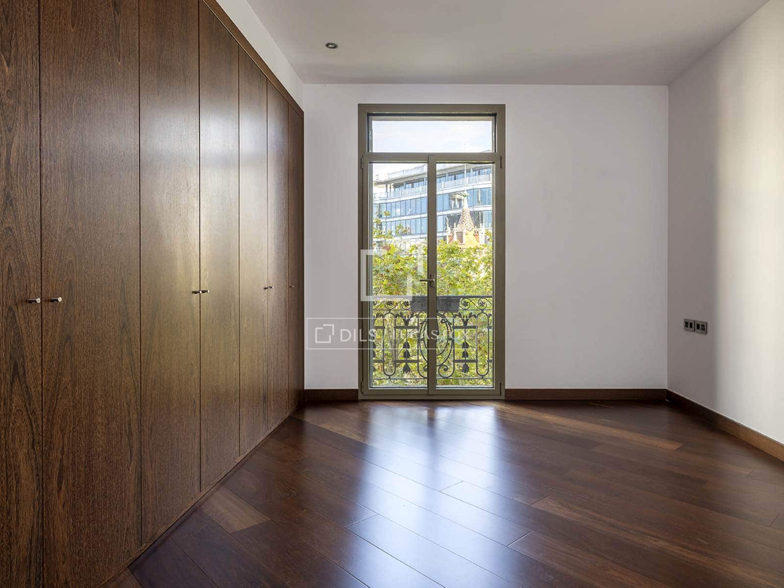 3 bedroom Apartment for rent in Barcelona city with garage - € 4,469 (Ref: 10113507)