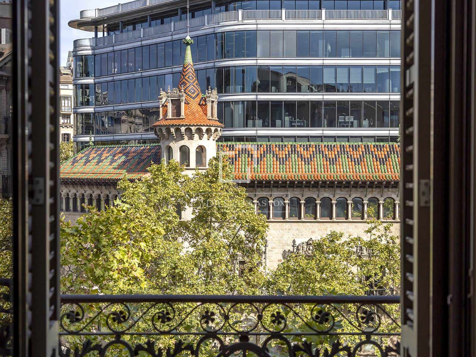 3 bedroom Apartment for rent in Barcelona city with garage - € 4,469 (Ref: 10113507)