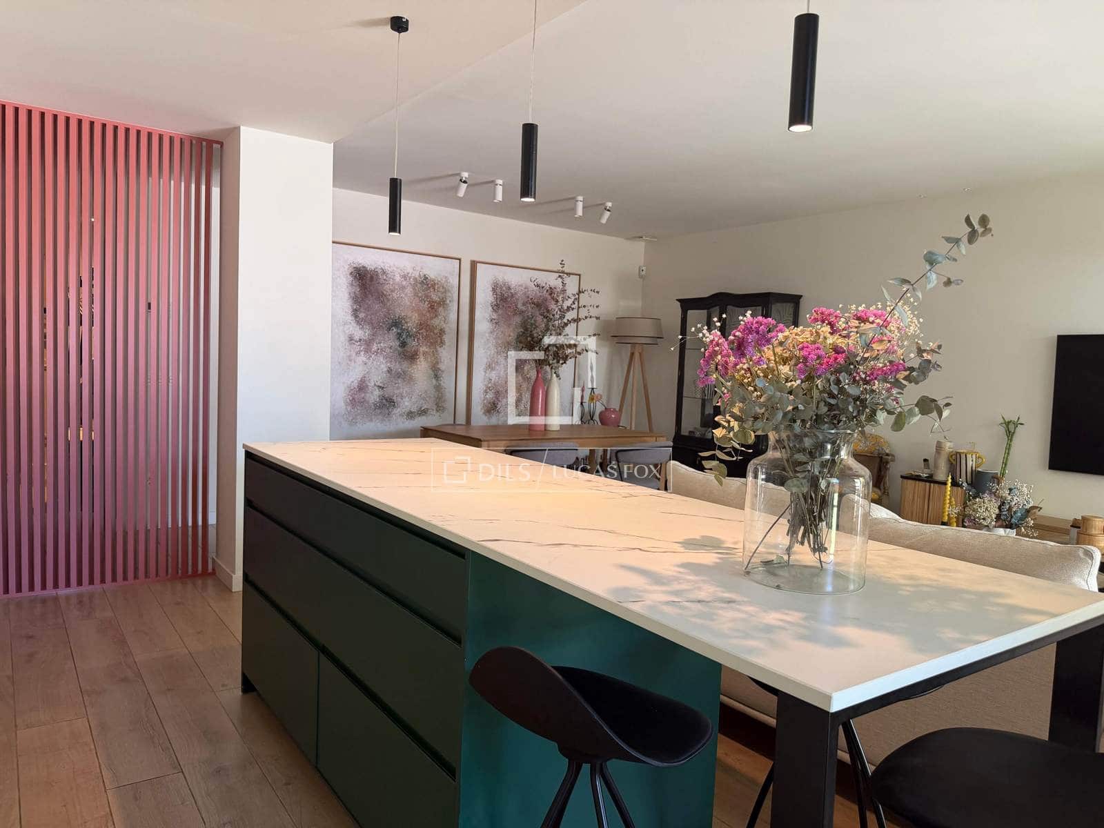 Appartement de 3 chambres à louer à Madrid ville avec piscine garage - 3 000 € (Ref: 10113508)
