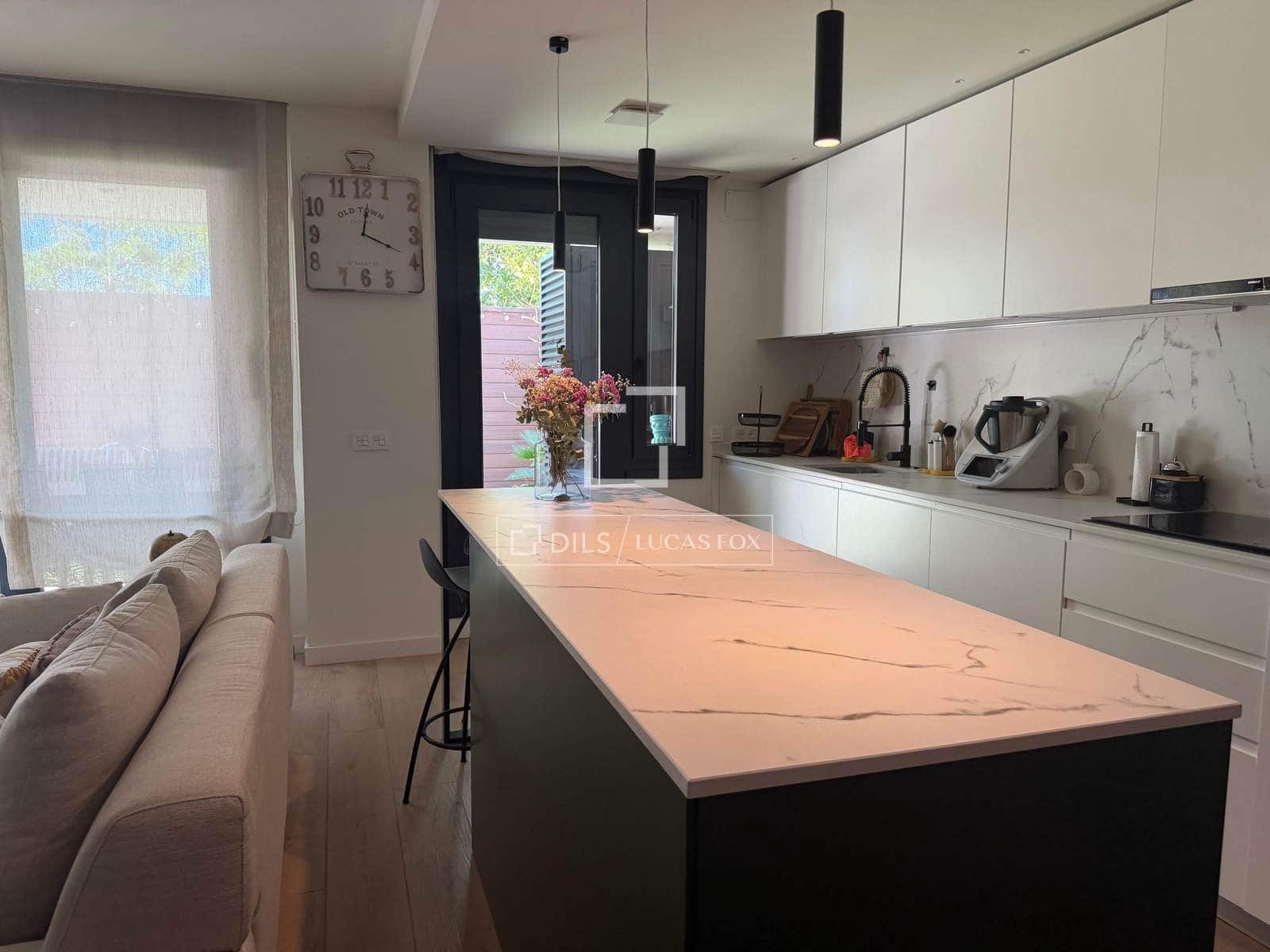 Appartement de 3 chambres à louer à Madrid ville avec piscine garage - 3 000 € (Ref: 10113508)
