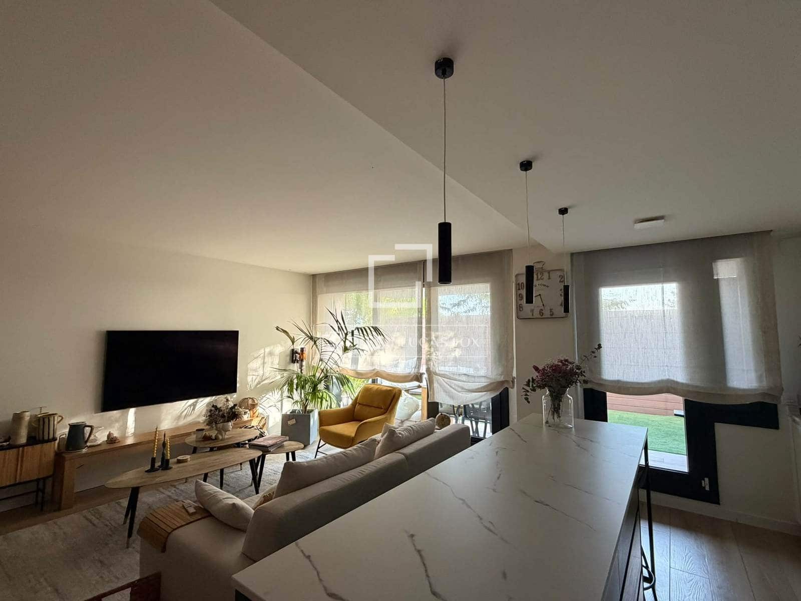 3 bedroom Apartment for rent in Madrid city with pool garage - € 3,000 (Ref: 10113508)