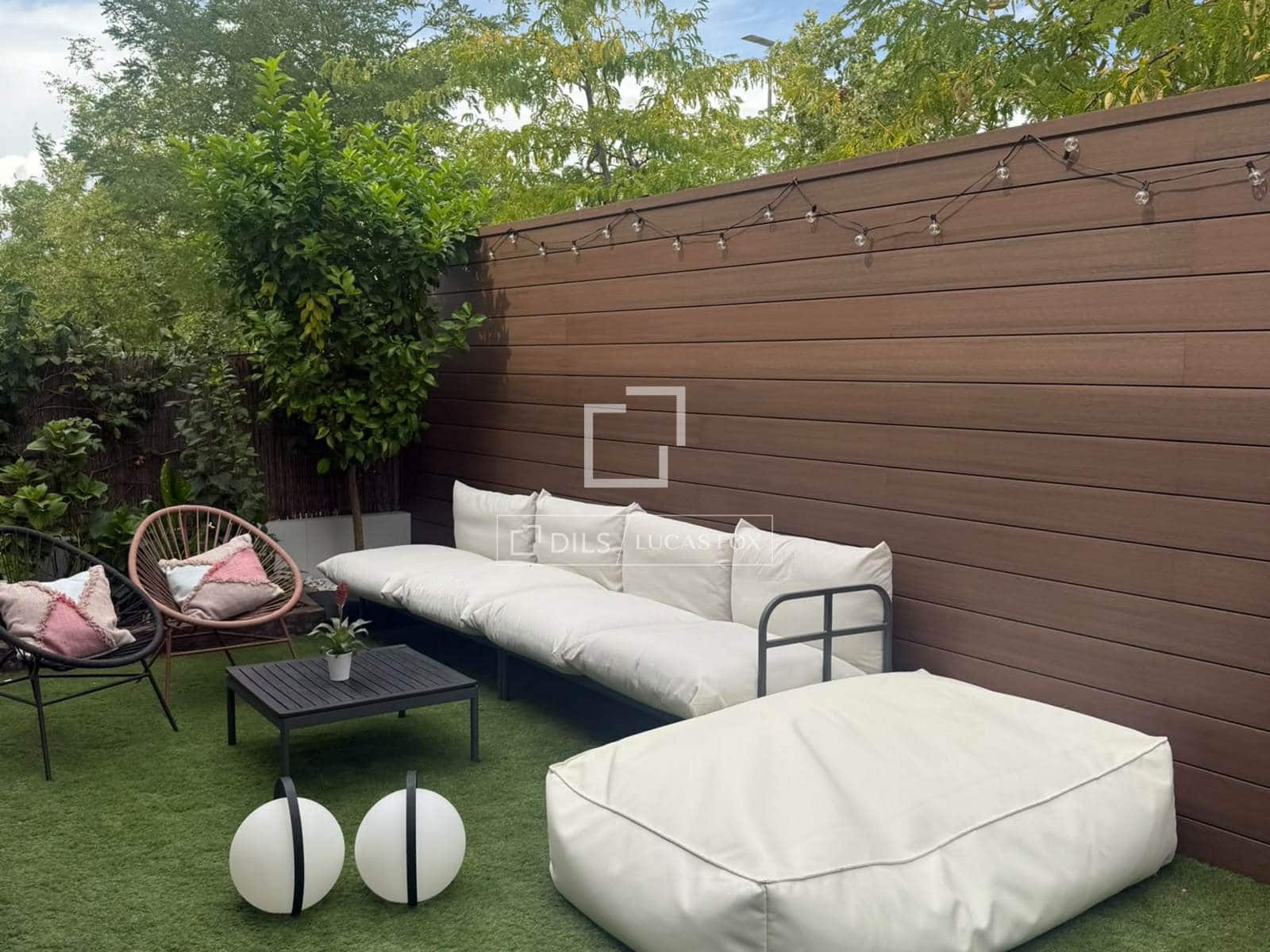 3 bedroom Apartment for rent in Madrid city with pool garage - € 3,000 (Ref: 10113508)