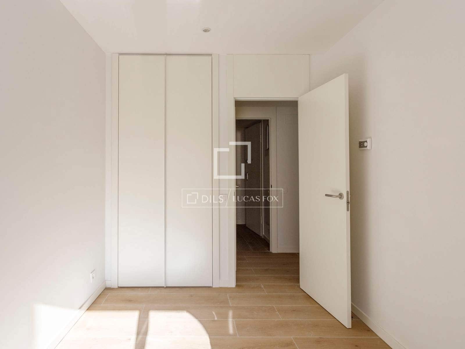 2 slaapkamer Appartement te huur in Madrid stad met garage - € 1.750 (Ref: 10113509)