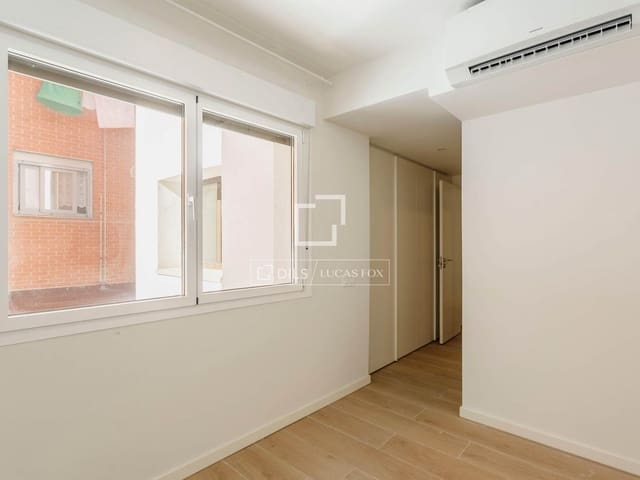 2 slaapkamer Appartement te huur in Madrid stad met garage - € 1.750 (Ref: 10113509)