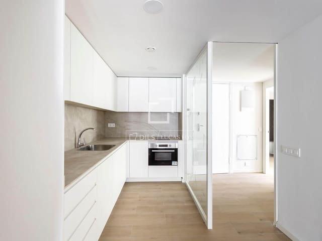 2 slaapkamer Appartement te huur in Madrid stad met garage - € 1.750 (Ref: 10113509)