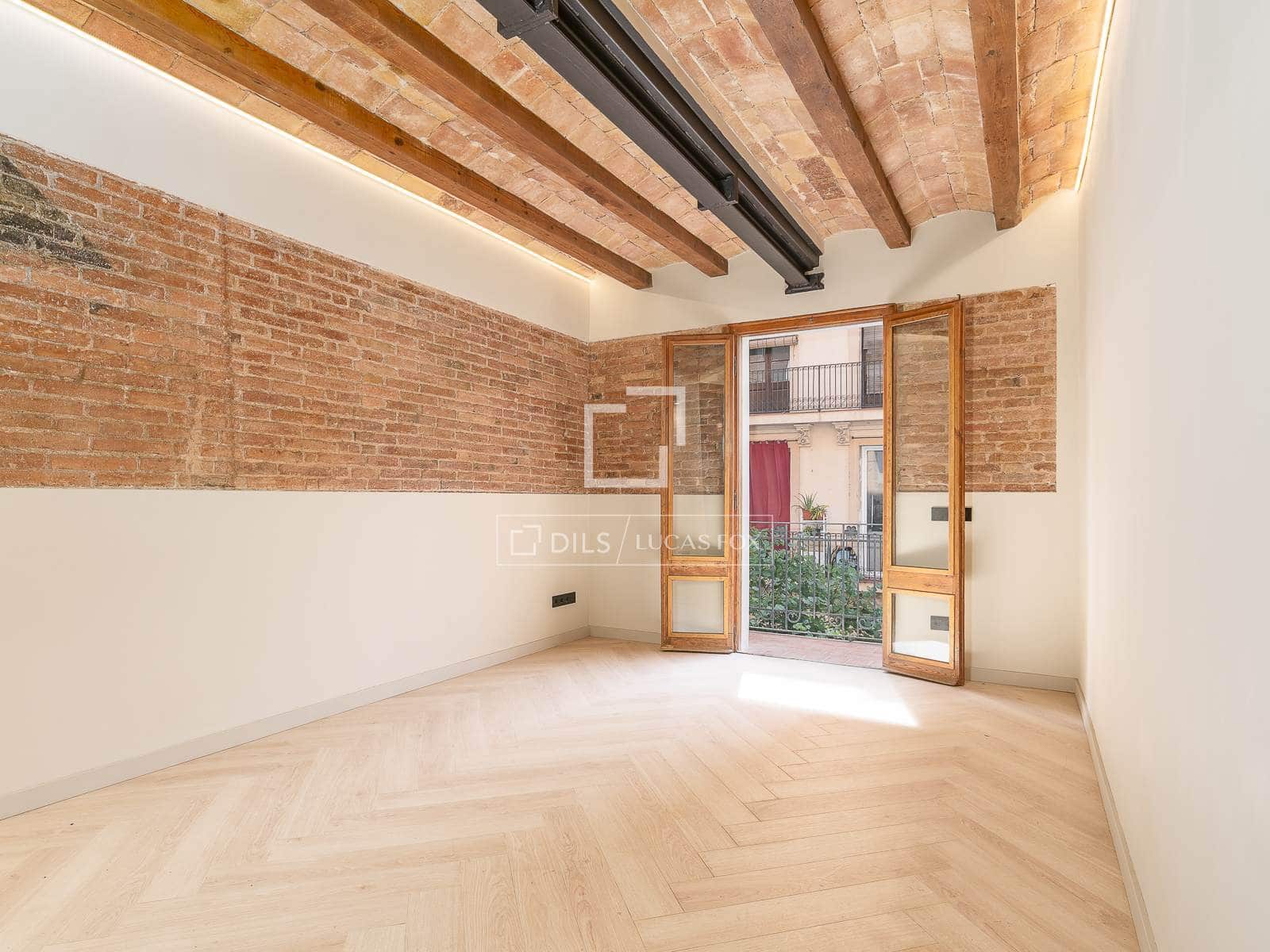Apartamento de 3 habitaciones en Barcelona ciudad en venta - 438.000 € (Ref: 10117481)