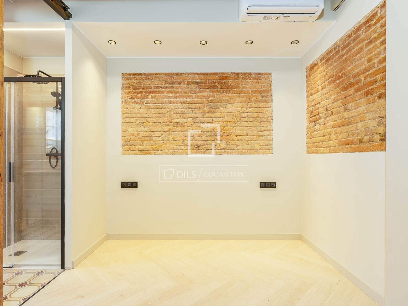 Apartamento de 3 habitaciones en Barcelona ciudad en venta - 438.000 € (Ref: 10117481)
