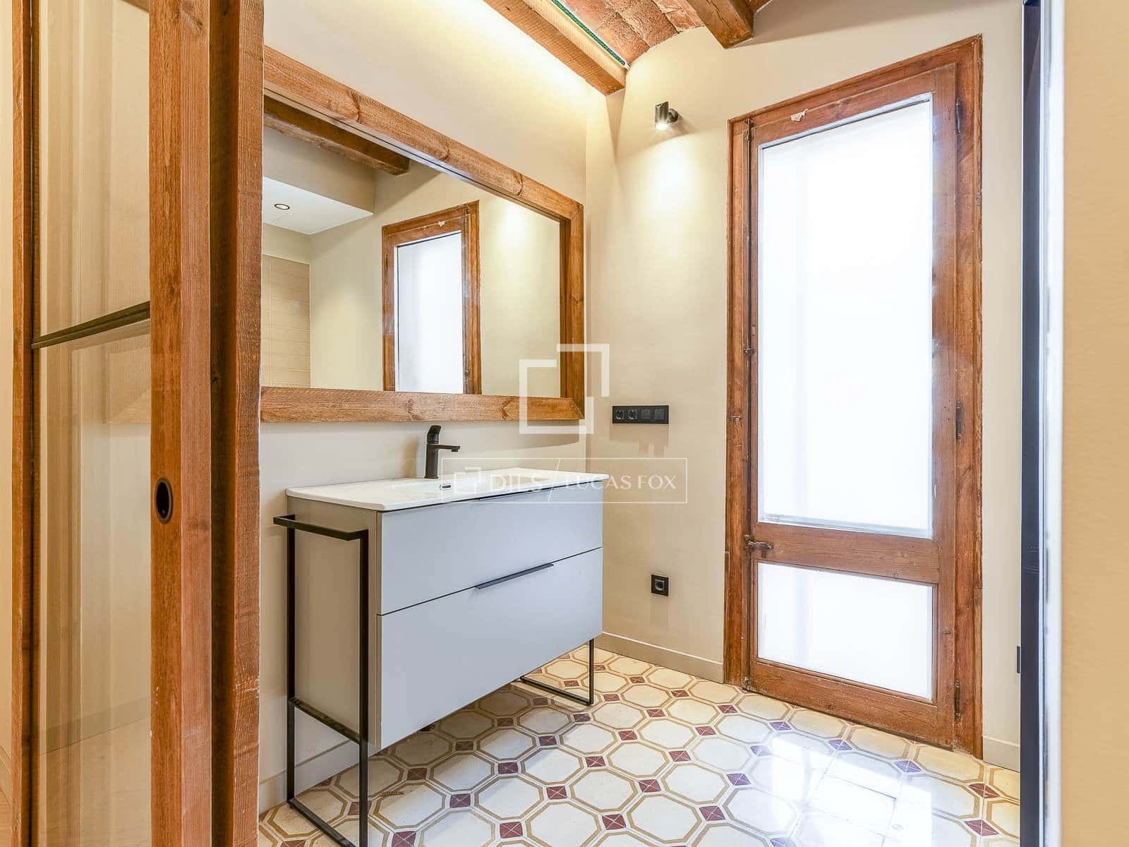 Apartamento de 3 habitaciones en Barcelona ciudad en venta - 438.000 € (Ref: 10117481)