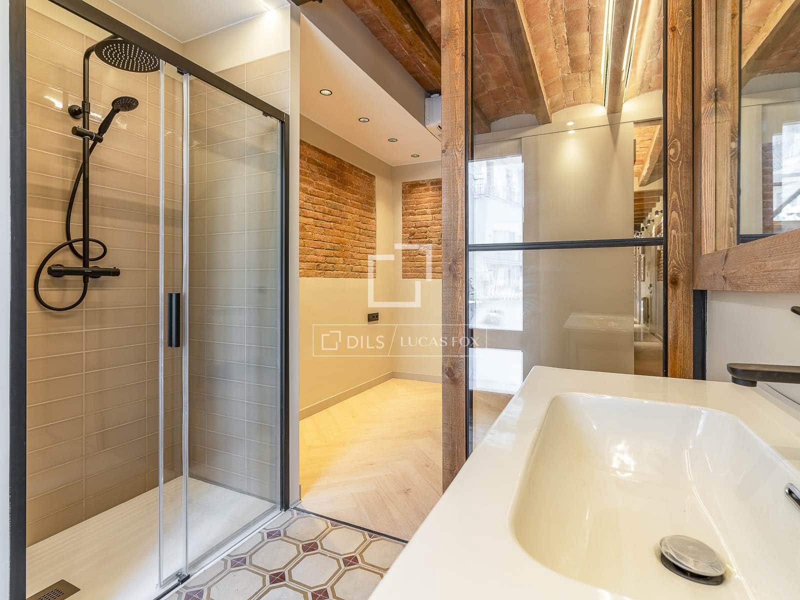 Apartamento de 3 habitaciones en Barcelona ciudad en venta - 438.000 € (Ref: 10117481)