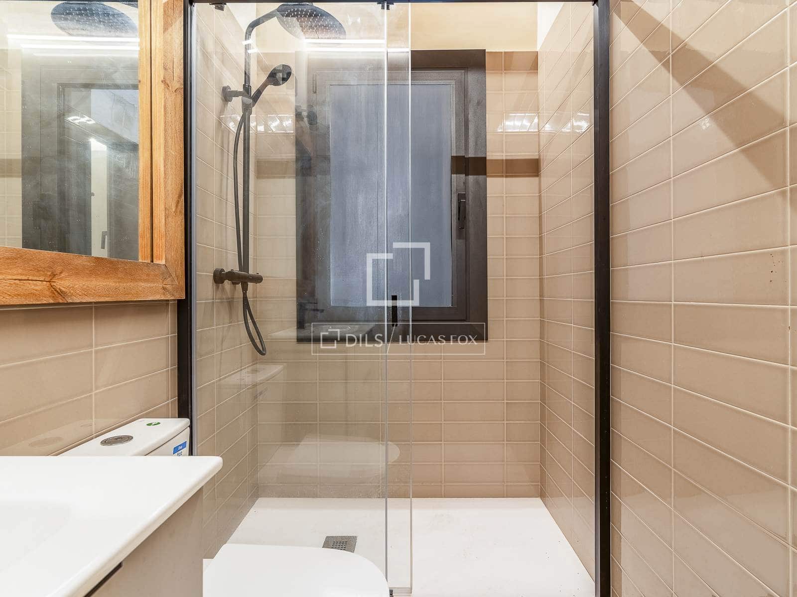 Apartamento de 3 habitaciones en Barcelona ciudad en venta - 438.000 € (Ref: 10117481)