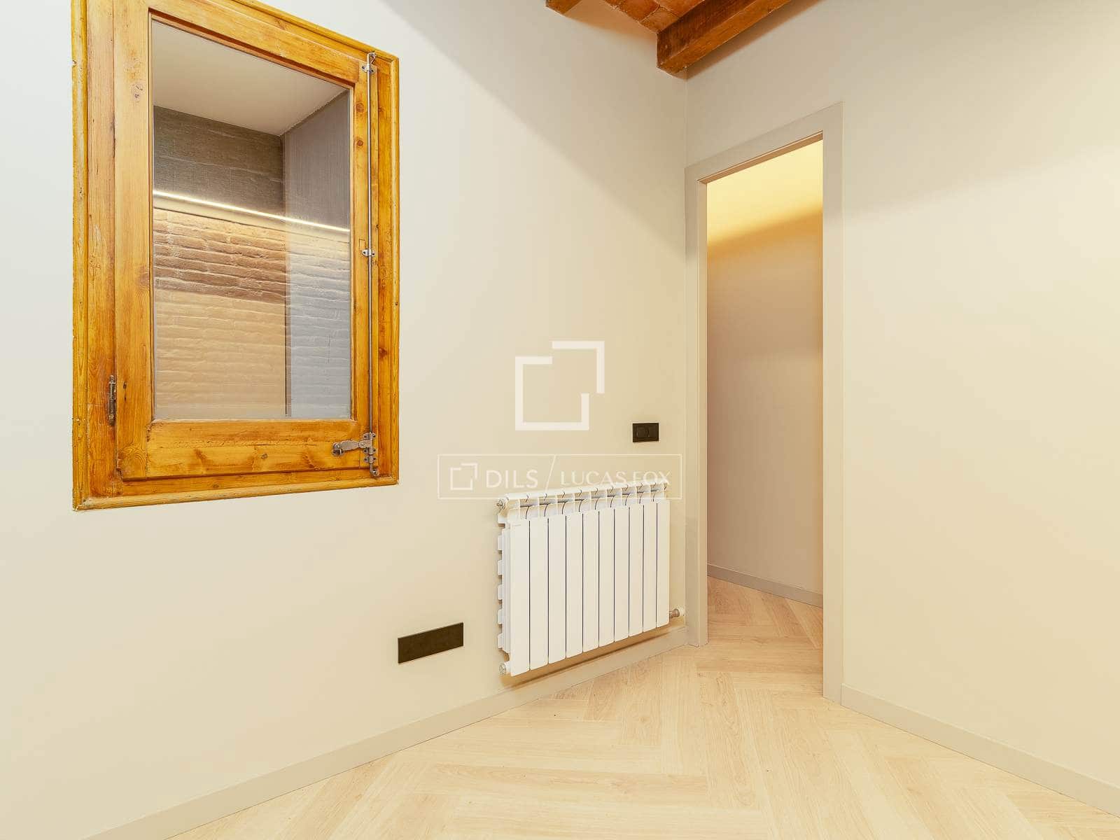 Apartamento de 3 habitaciones en Barcelona ciudad en venta - 438.000 € (Ref: 10117481)