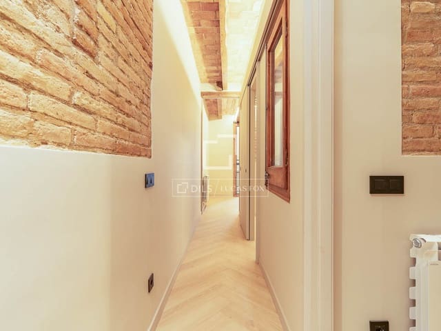 Apartamento de 3 habitaciones en El Poble Sec, Barcelona ciudad en venta - 438.000 € (Ref: 10117481)