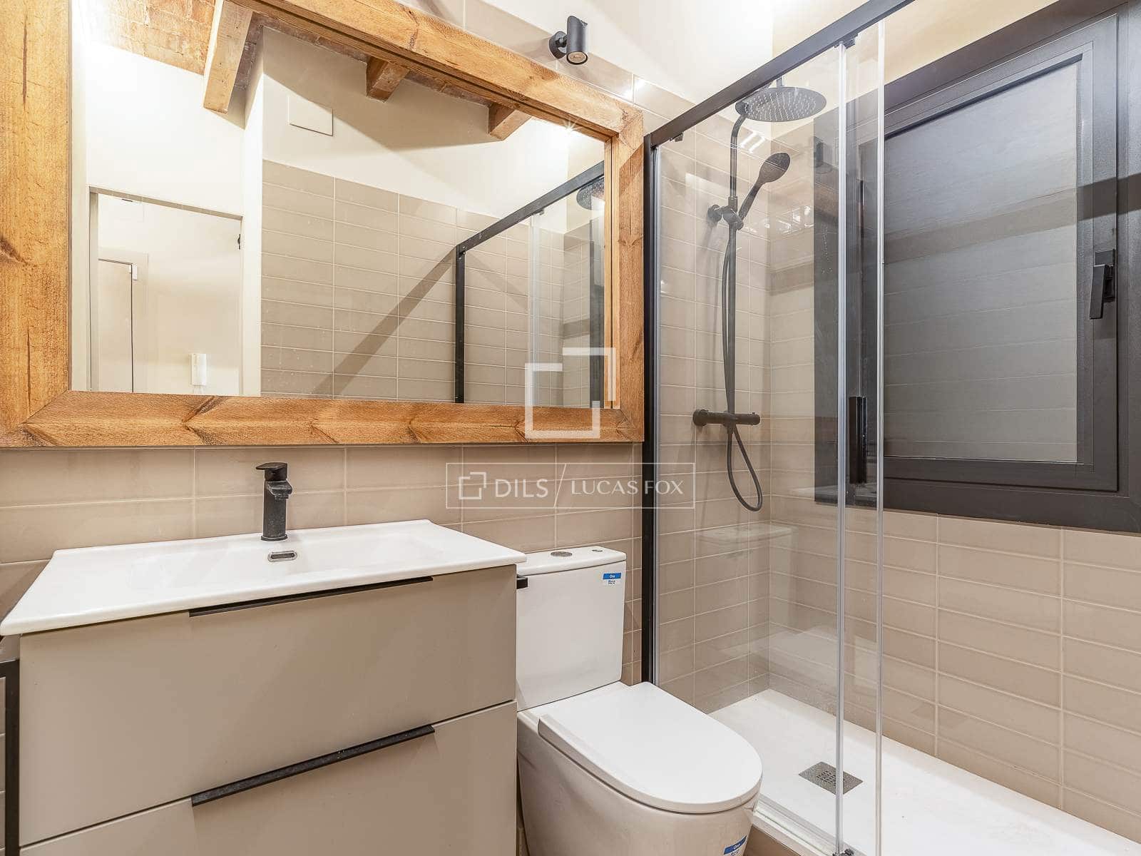 Apartamento de 3 habitaciones en Barcelona ciudad en venta - 438.000 € (Ref: 10117481)