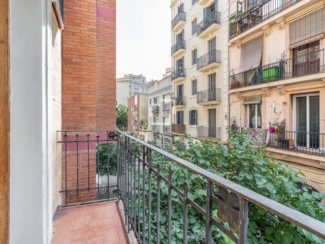 Apartamento de 3 habitaciones en El Poble Sec, Barcelona ciudad en venta - 438.000 € (Ref: 10117481)
